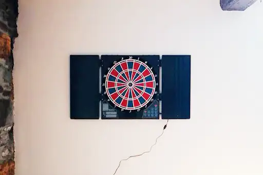 gite-levalfleuri-vresse-sur-semois-32pers-jeu-de-flechettes-02